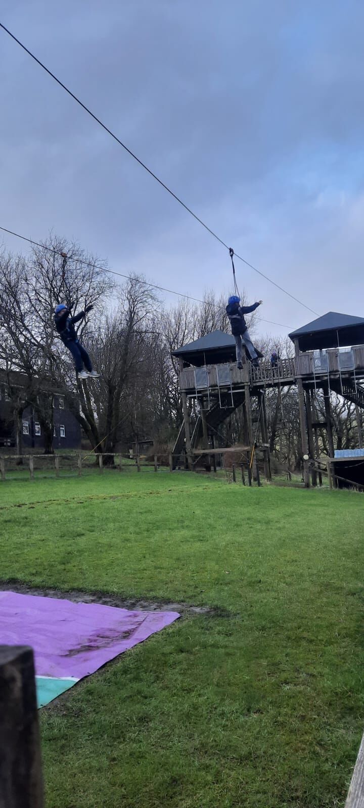 Image for the Tweet beginning: Robinwood! A few snaps from